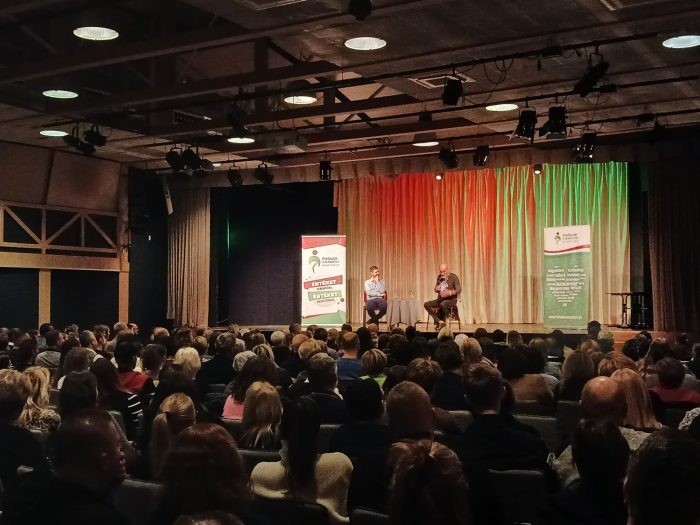 2 nap, 2 sikeres előadás Zacher Gáborral